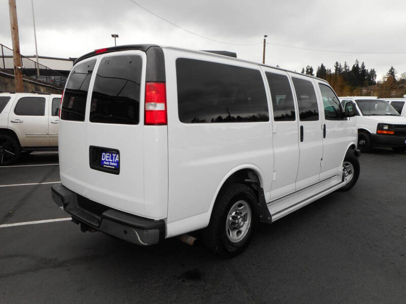 2017 Chevrolet Express LT 3500