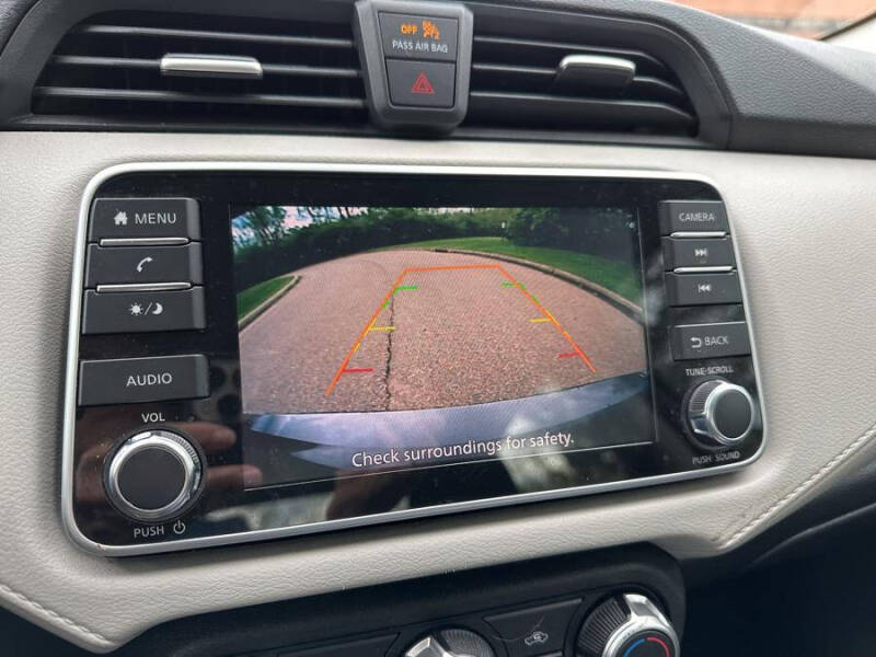 2021 Nissan Versa SV