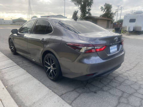 2022 Toyota Camry LE