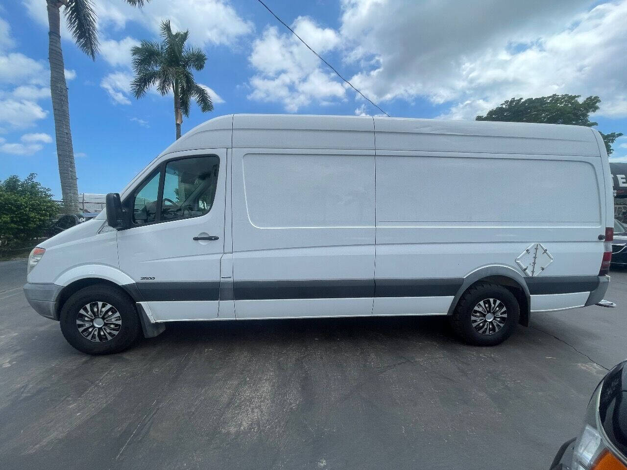 2012 MERCEDES-BENZ Sprinter Van - $16,900