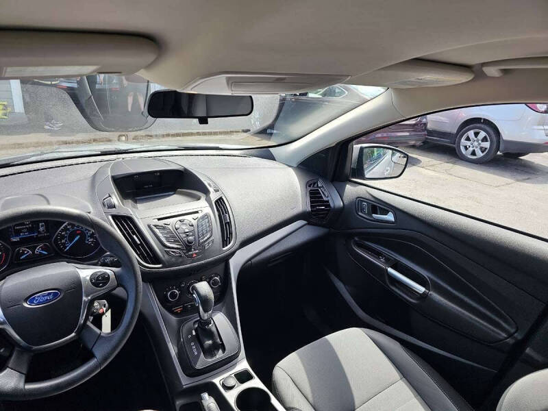 2016 Ford Escape SE