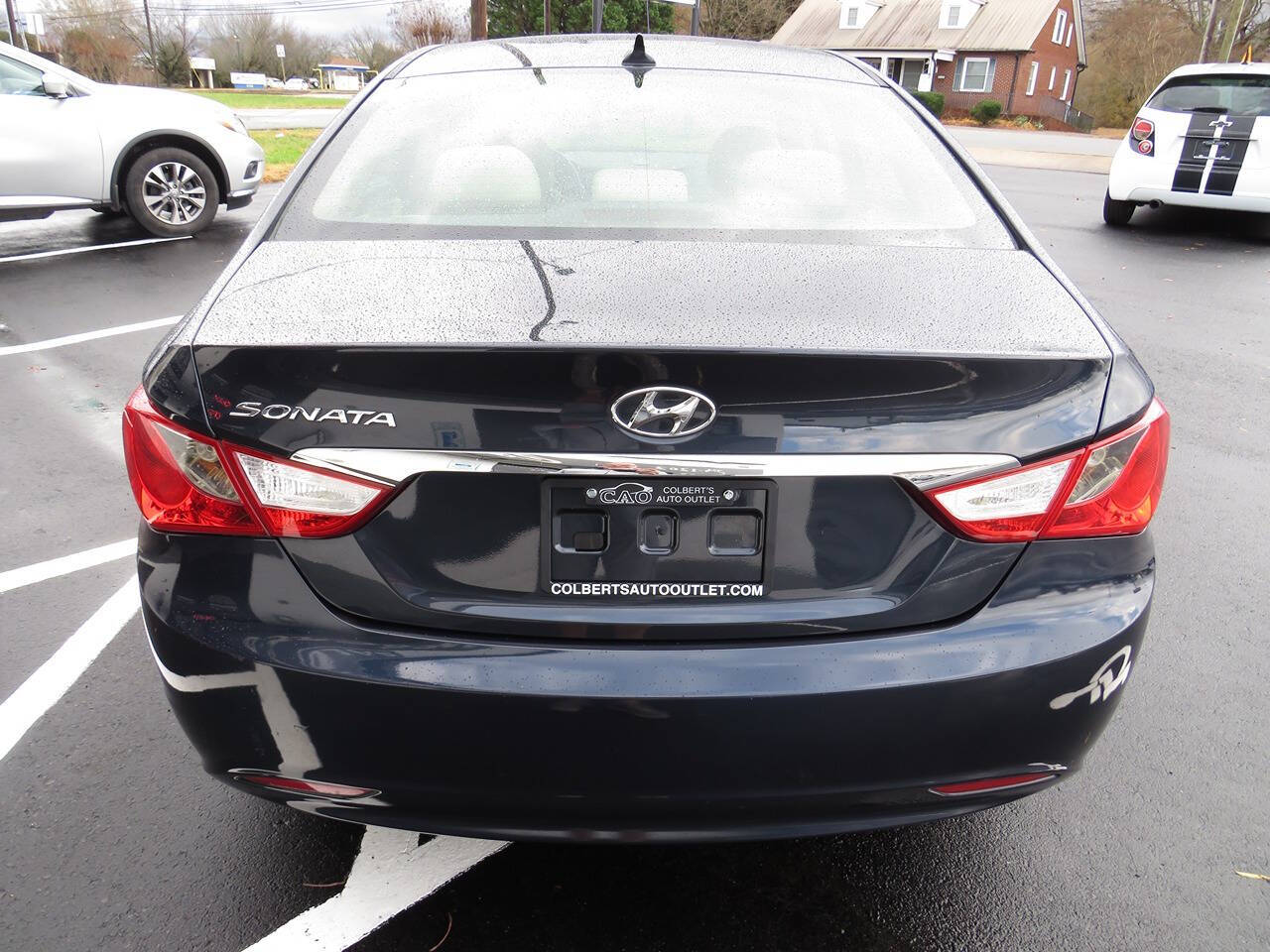 2013 Hyundai SONATA for sale at Colbert's Auto Outlet in Hickory, NC