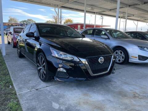 2020 Nissan Altima for sale at CE Auto Sales in Baytown TX