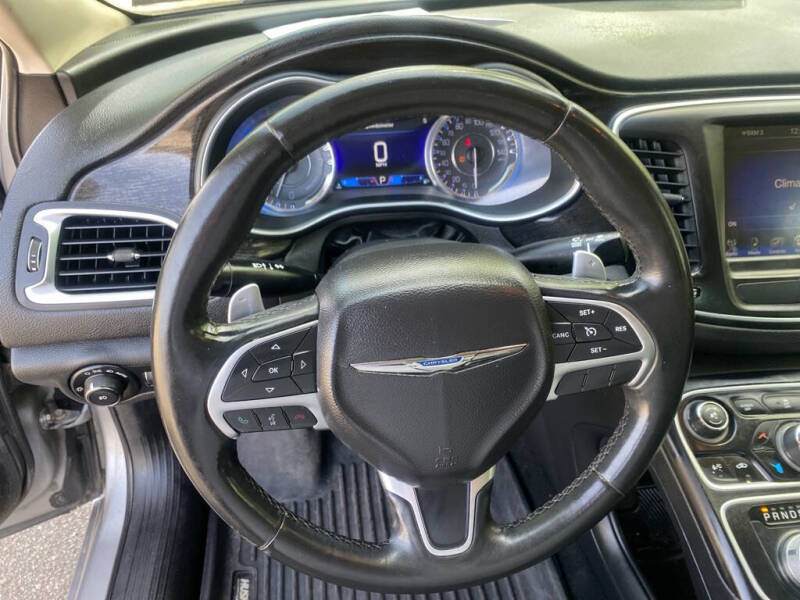 2016 Chrysler 200 C