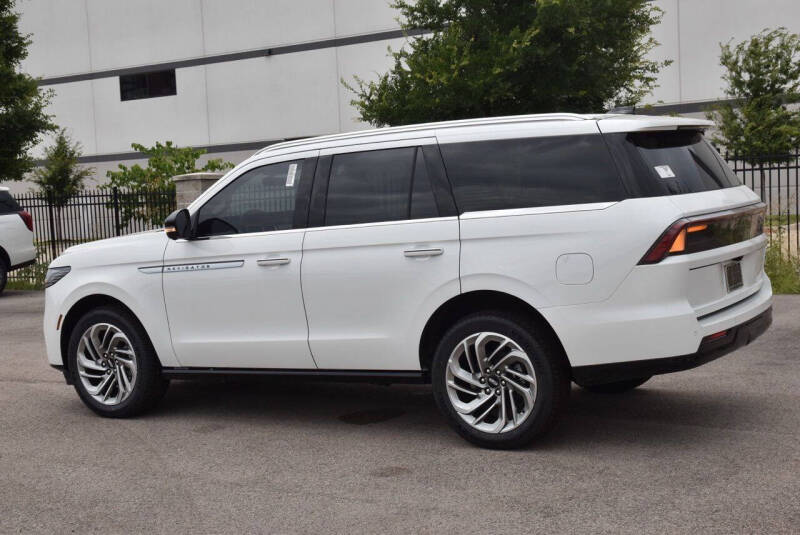 2026 Lincoln Navigator Reserve