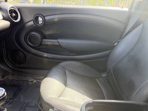 2013 MINI Hardtop Cooper