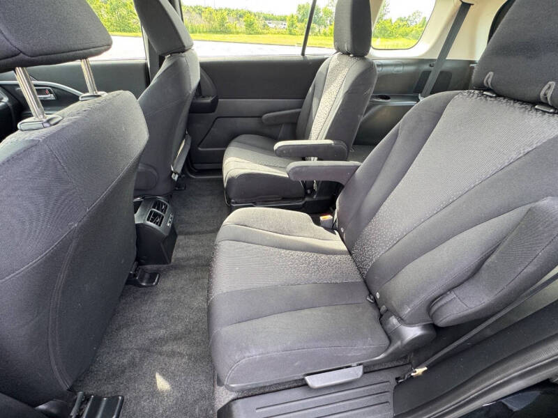2012 Mazda MAZDA5 Touring