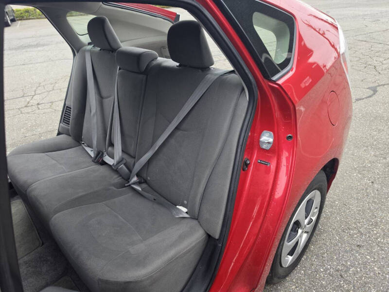 2012 Toyota Prius Two