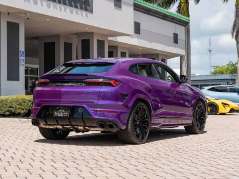 2025 Lamborghini Urus SE