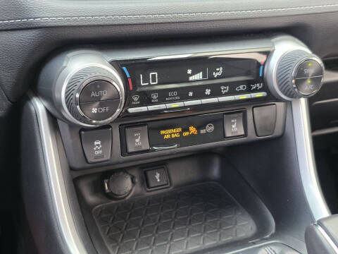 2021 Toyota RAV4 Hybrid XLE Premium