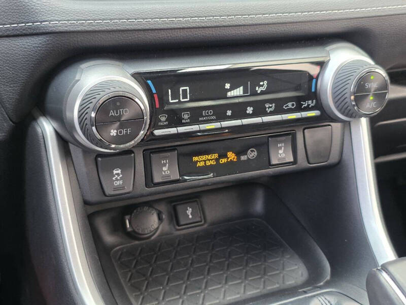 2021 Toyota RAV4 Hybrid XLE Premium