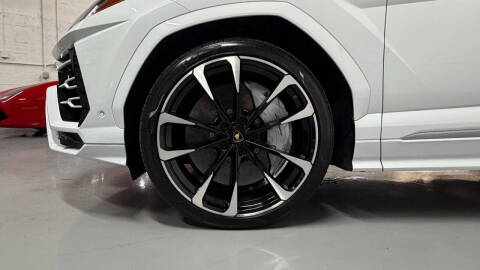 2020 Lamborghini Urus