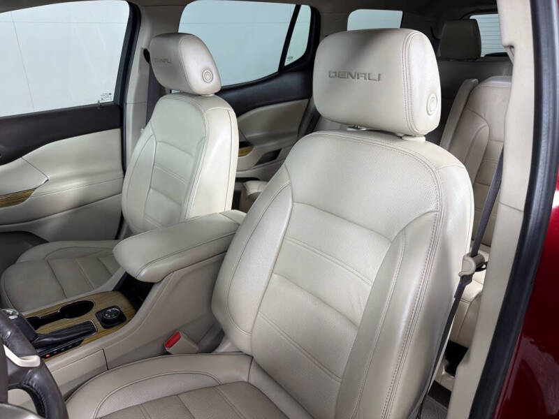 2017 GMC Acadia Denali