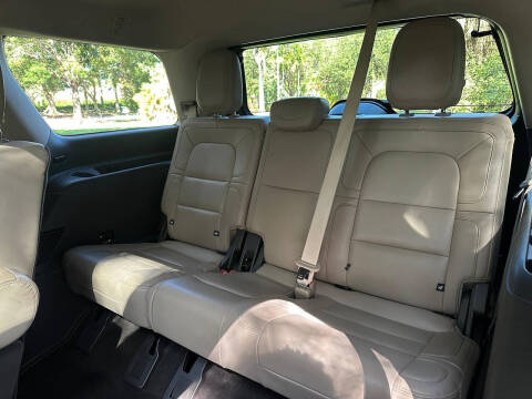 2023 Lincoln Navigator Reserve