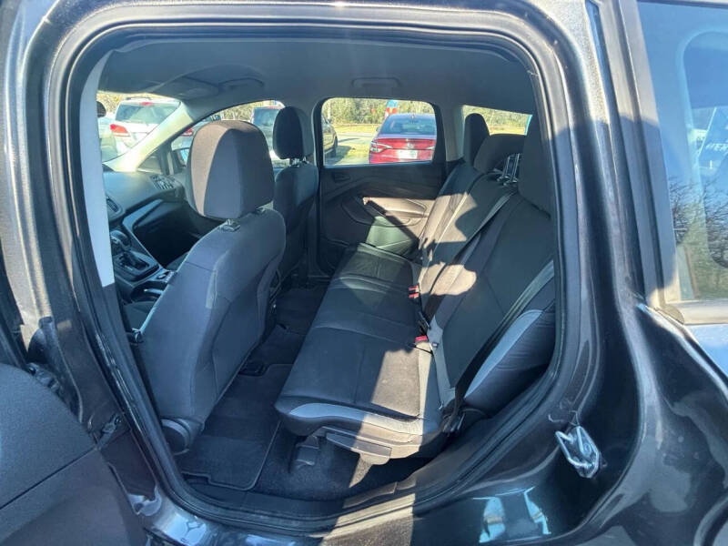 2015 Ford Escape S