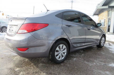 2016 Hyundai Accent SE