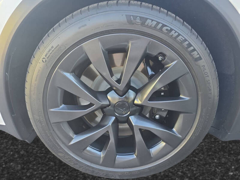 2022 Tesla Model X Plaid