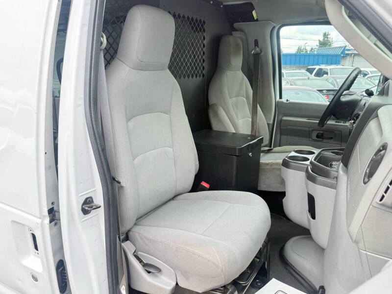 2013 Ford E-Series E-150