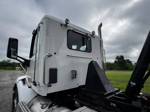 2018 Peterbilt 579
