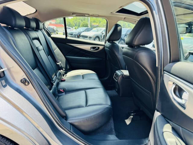 2021 Infiniti Q50 Luxe