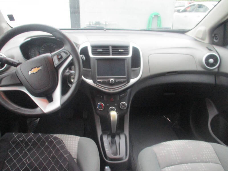 2017 Chevrolet Sonic LT Auto Fleet