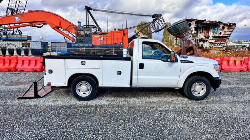 2015 Ford F-350 Super Duty XL