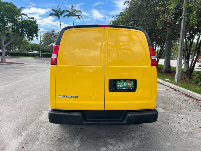 2020 Chevrolet Express 2500