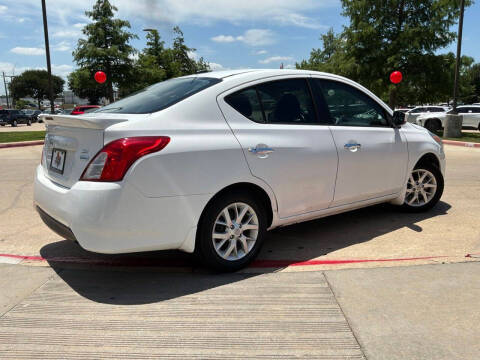 2017 Nissan Versa 1.6 SV