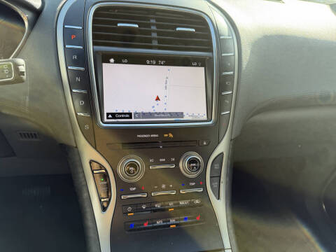 2019 Lincoln Nautilus Reserve