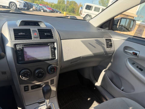 2013 Toyota Corolla LE