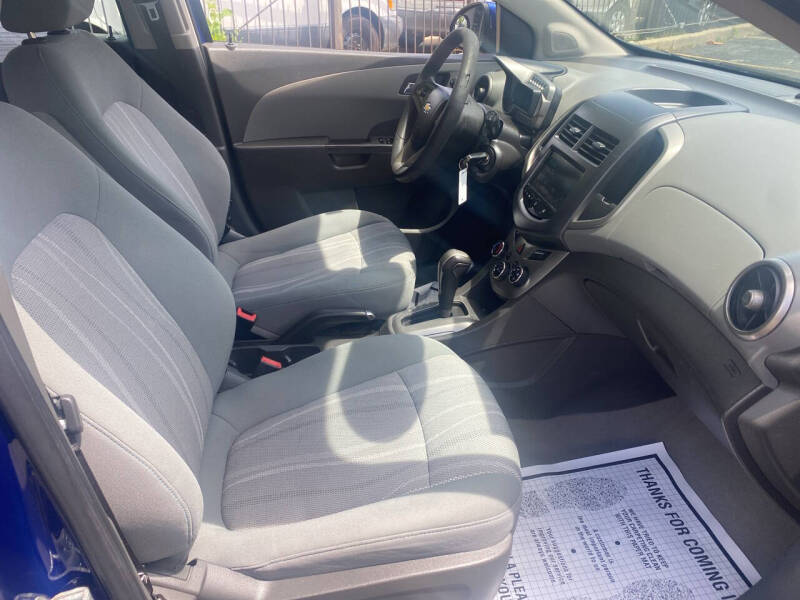 2013 Chevrolet Sonic LT Auto