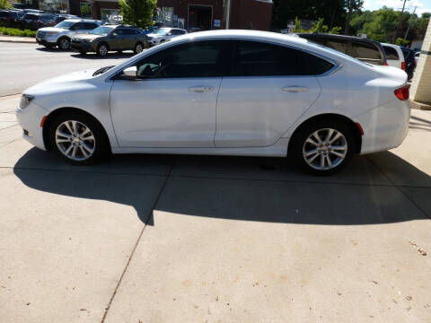 2017 Chrysler 200 Limited