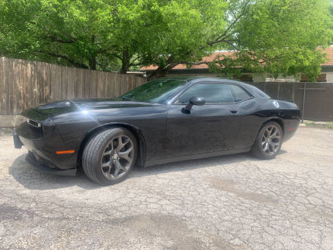 2015 Dodge Challenger for sale at H & H AUTO SALES in San Antonio TX