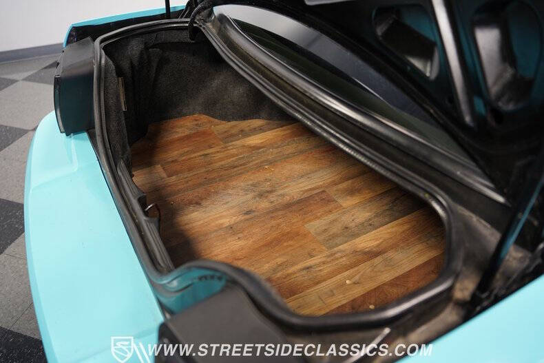 2004 Ford Mustang GT Deluxe