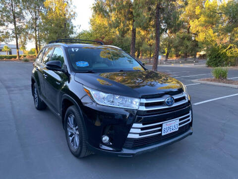 2017 Toyota Highlander Hybrid for sale at Right Cars Auto Sales in Sacramento CA