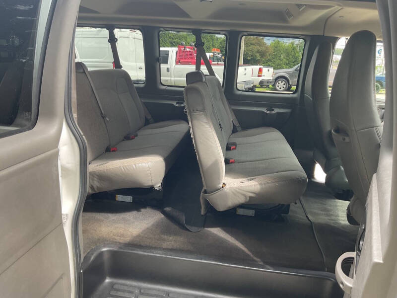 2017 Chevrolet Express LT 3500