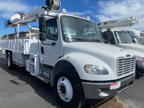 2009 Freightliner Business class M2