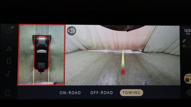 2023 Land Rover Defender 110 SE