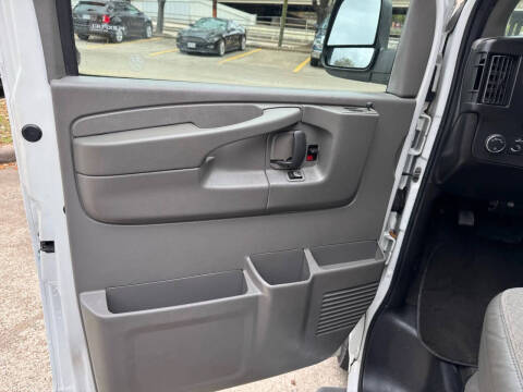 2012 Chevrolet Express LT 2500