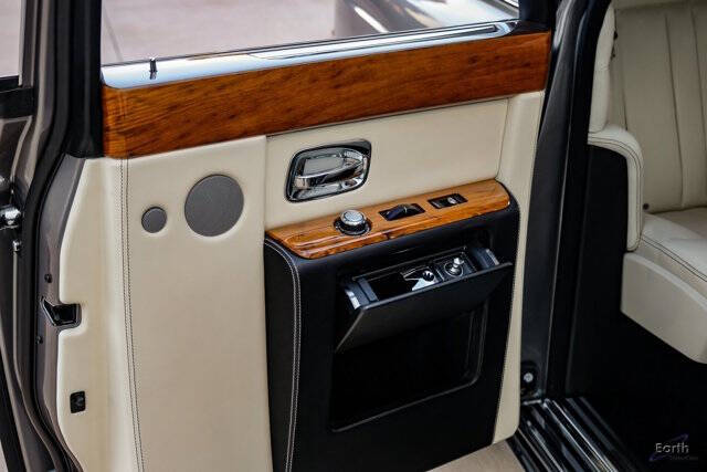 2014 Rolls-Royce Phantom