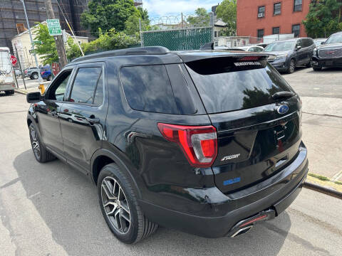 2016 Ford Explorer Sport