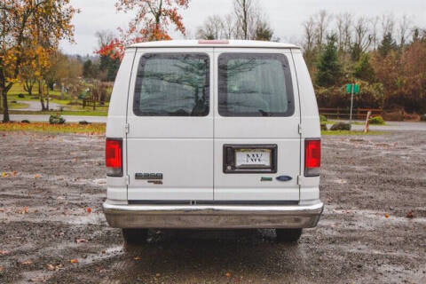 2014 Ford E-Series E-350 SD XLT