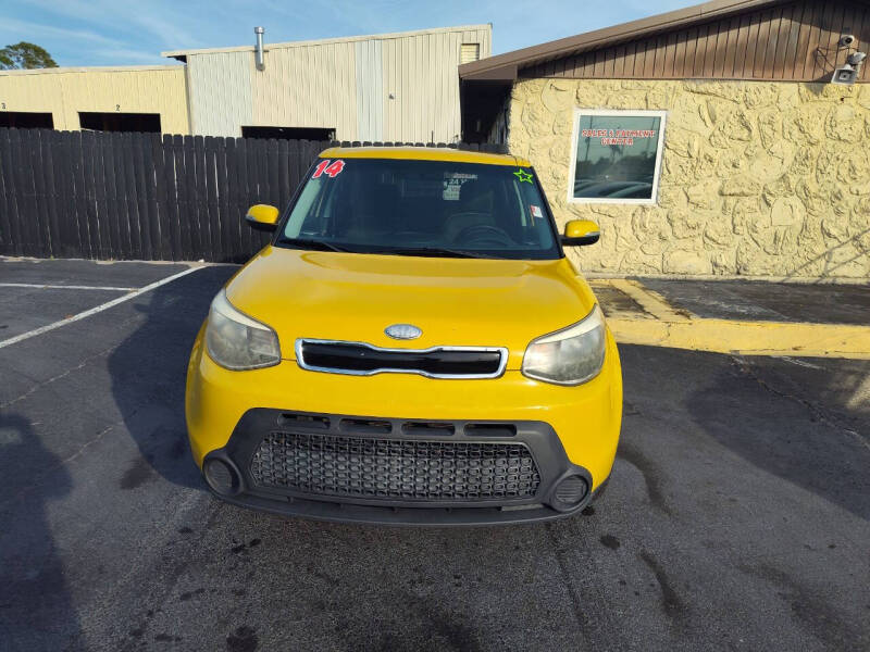 2014 Kia Soul +