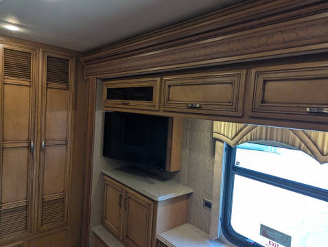 2016 Newmar Ventana LE 3725