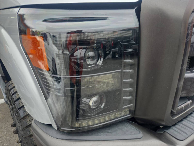 2016 Ford F-350 Super Duty Lariat