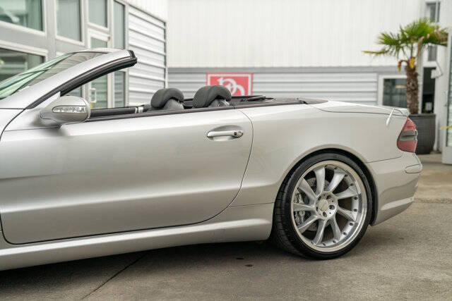 2003 Mercedes-Benz SL-Class 7