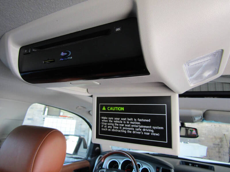 2017 Toyota Sequoia Platinum
