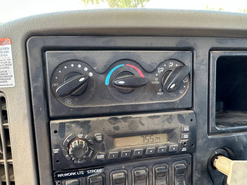 2013 International DuraStar 4400