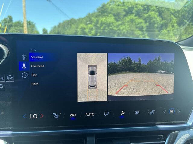 2025 Chevrolet Equinox EV LT 2