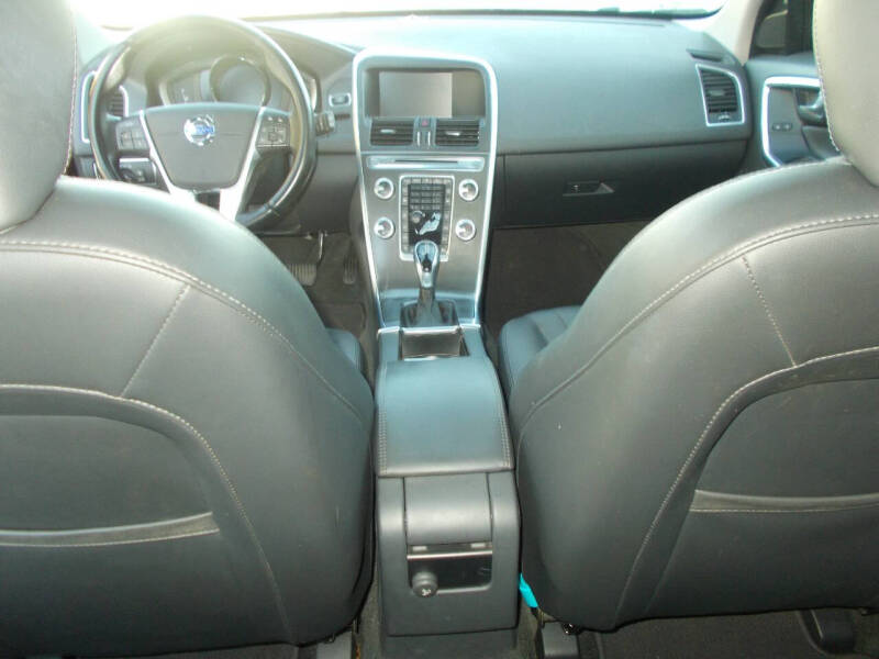 2015 Volvo XC60 T5 Drive-E Premier